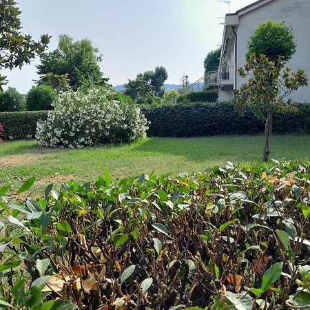 شقة Tra Cinque Terre E Versilia مارينيلاّ دي سارزانا المظهر الخارجي الصورة